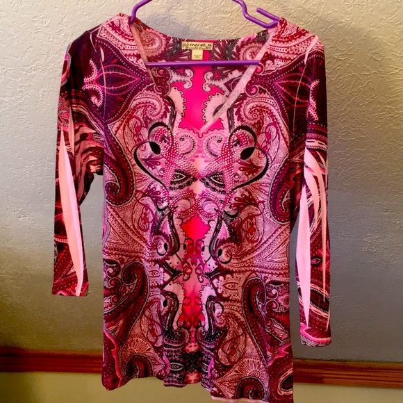 Breast cancer awareness top - Picture 1 of 2